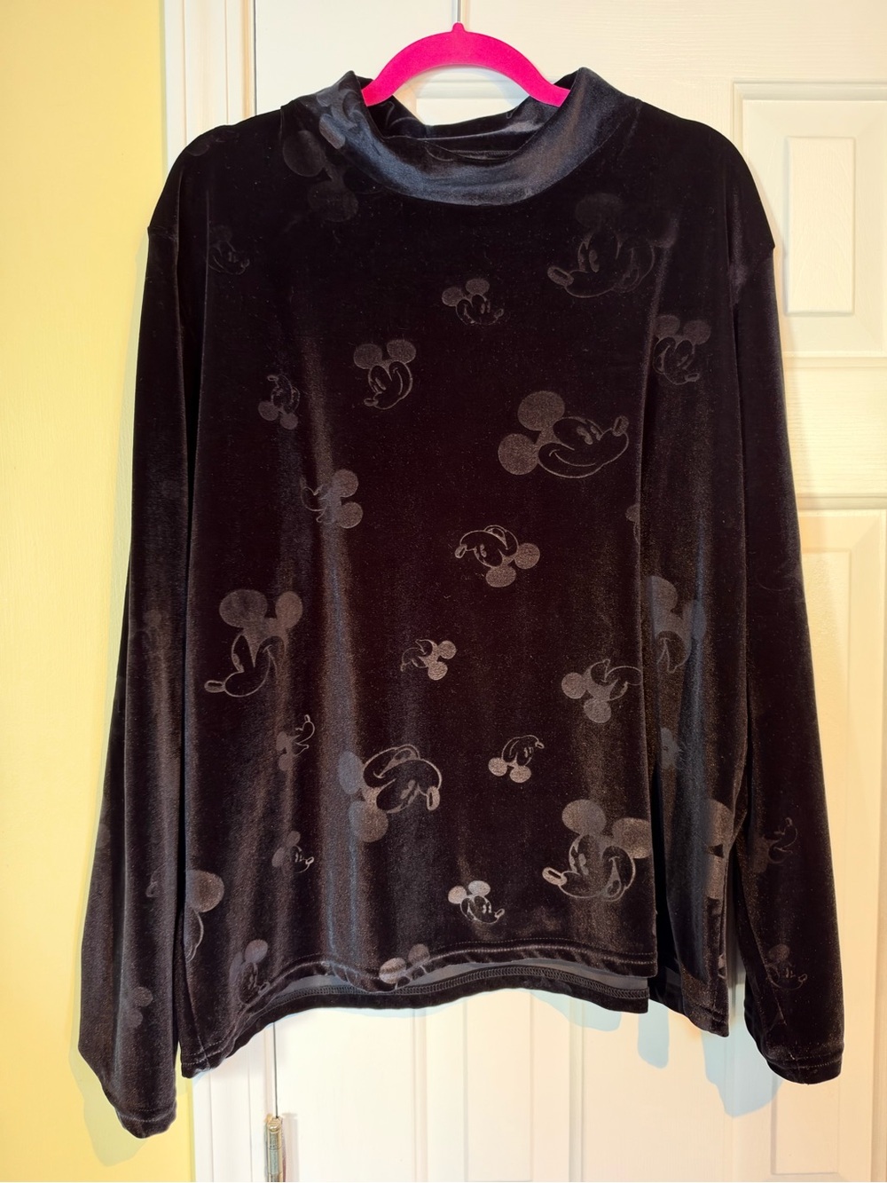 Vintage Disney Black Velvet Mickey Silhouette Turtleneck Top